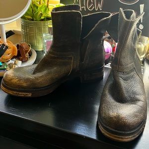 Caterpillar Gray Motorcycle Boots w/zipper